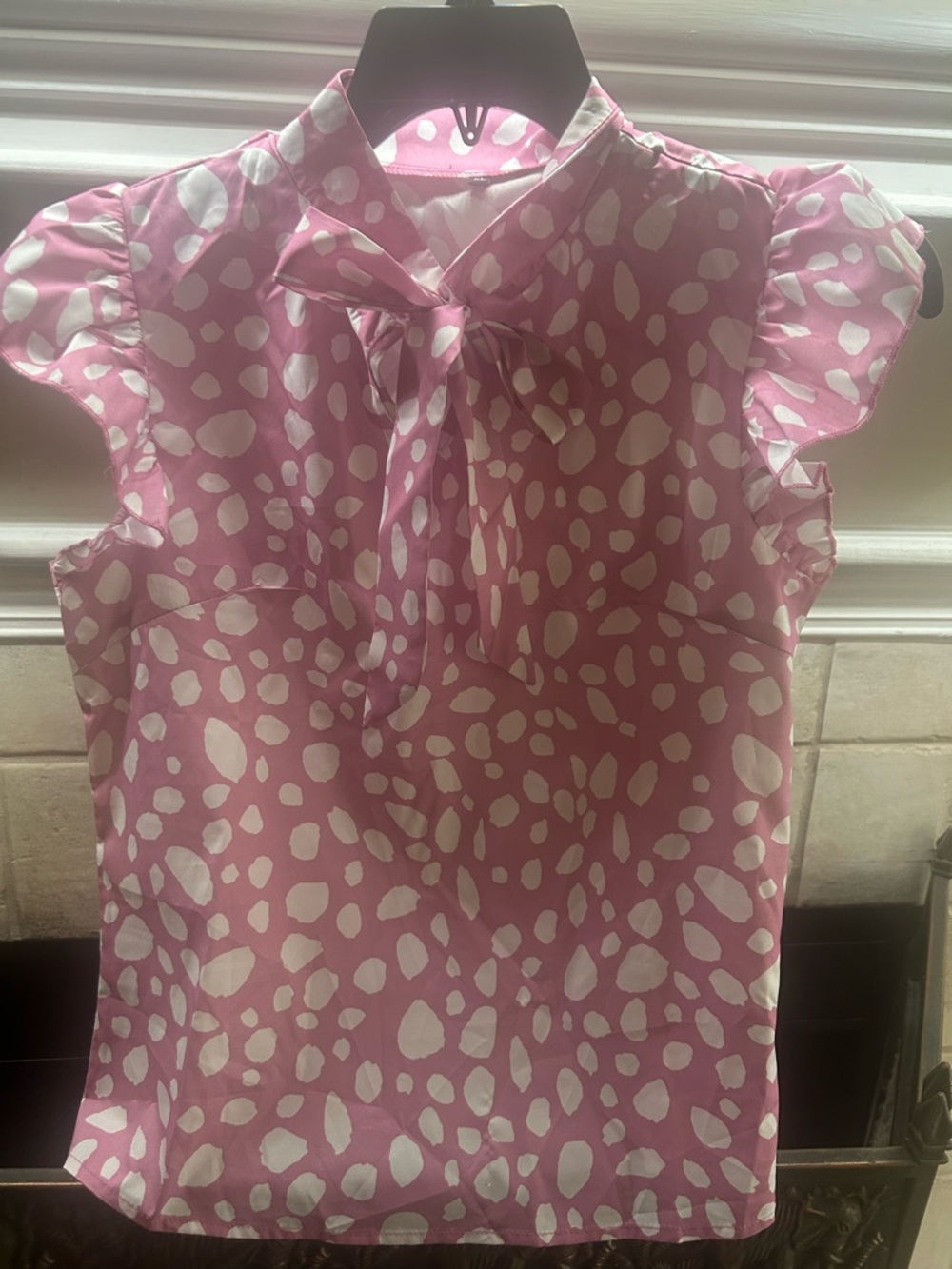 Girls' Pink & White Tie-Neck Flutter Sleeve Top